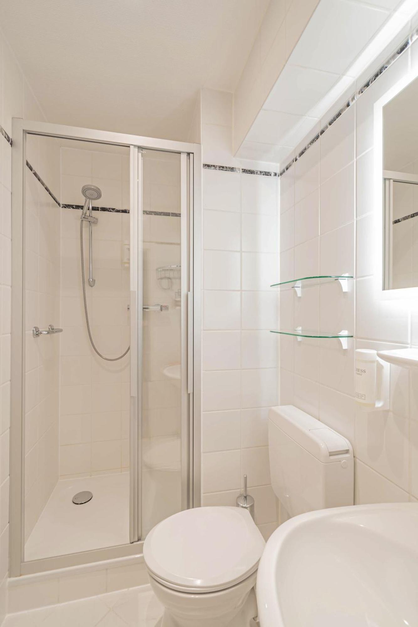 Hotel Villa Am Kurpark Bad Homburg vor der Höhe Zimmer foto