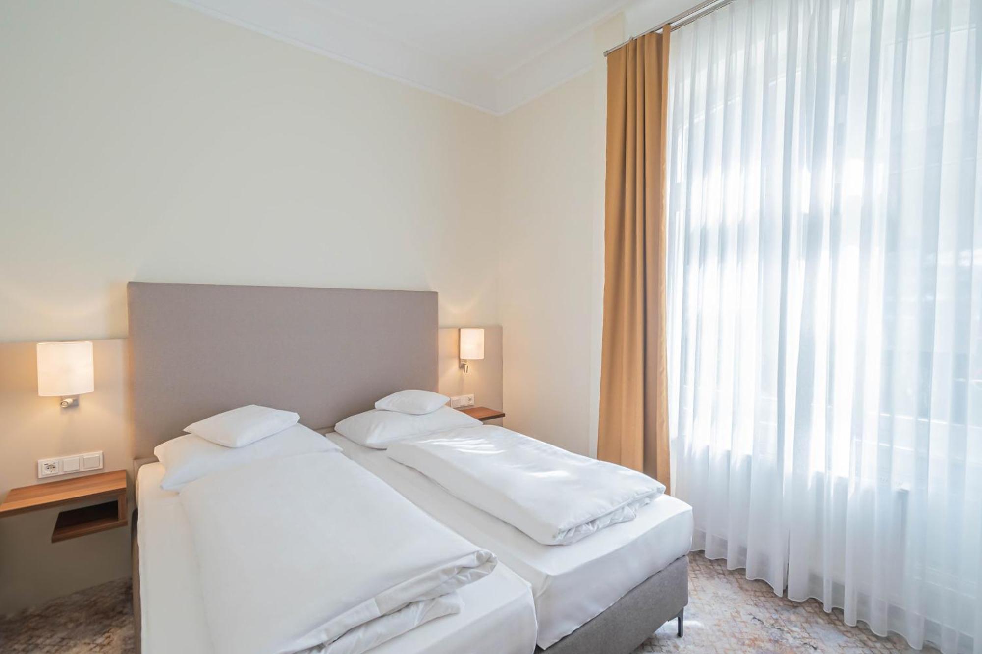 Hotel Villa Am Kurpark Bad Homburg vor der Höhe Zimmer foto