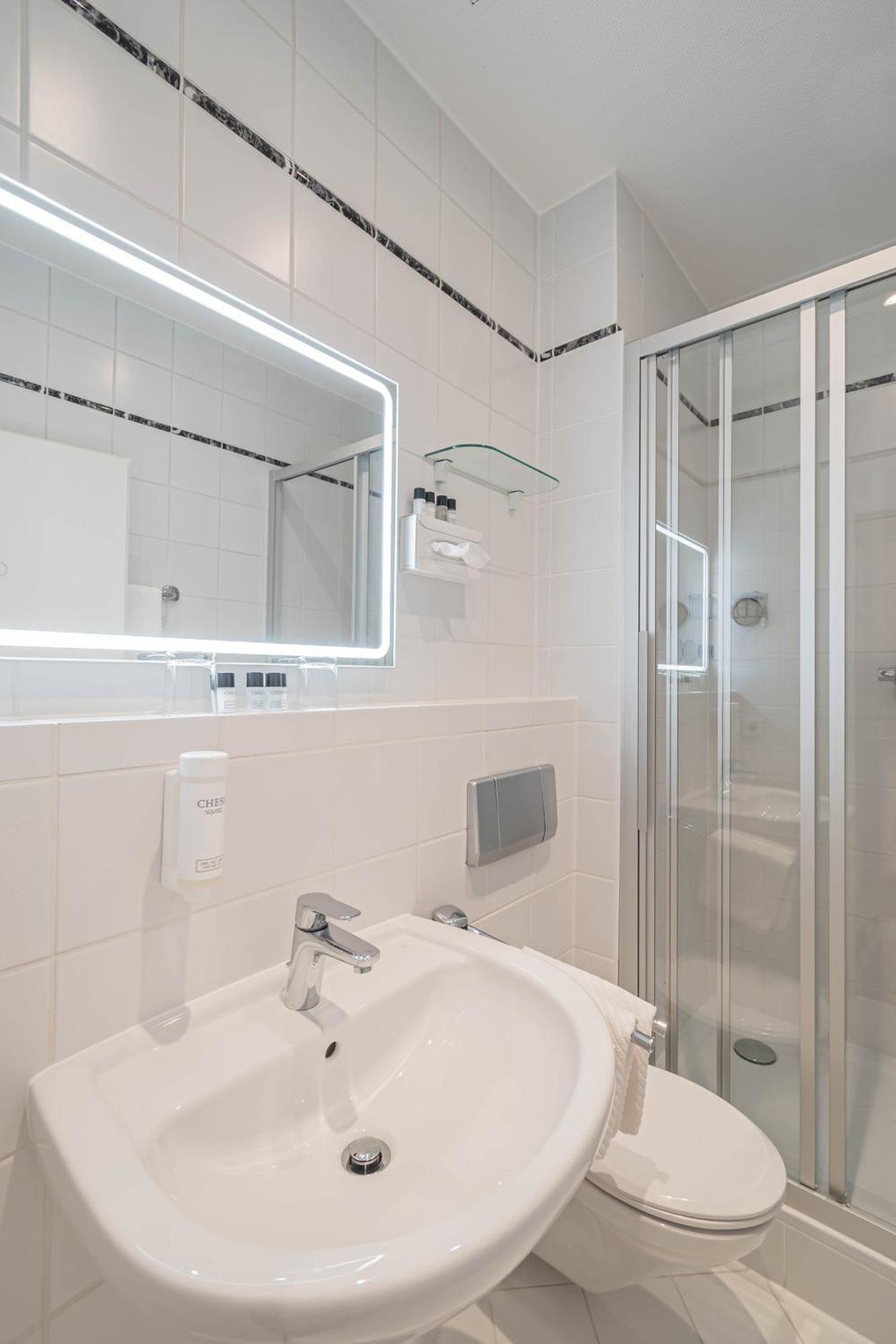 Hotel Villa Am Kurpark Bad Homburg vor der Höhe Zimmer foto